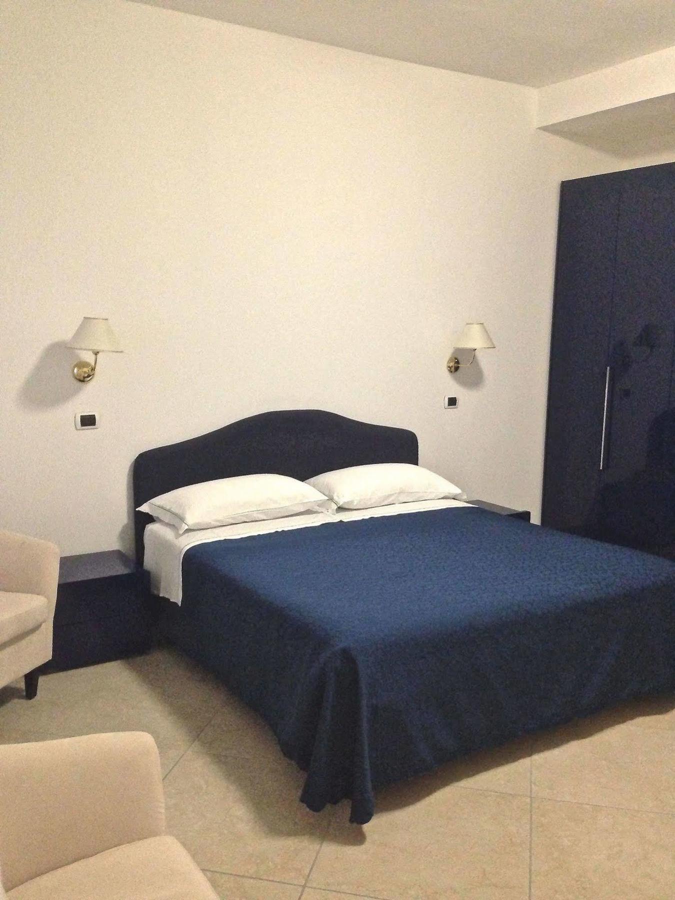 Hotel Carlton Beach Rimini Exterior photo